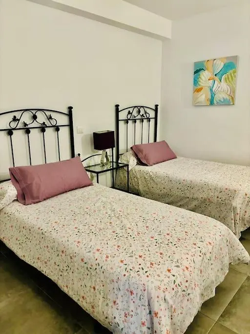Spacious Apartment With Sea Views D Estepona
